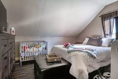 Bedroom - 463 Montaup St, Fall River, MA 02724 photo 6 of 9