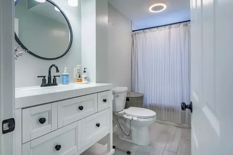 Bath - 463 Montaup St, Fall River, MA 02724 photo 3 of 4