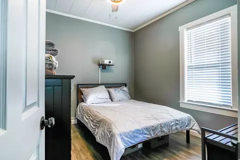 Bedroom - 463 Montaup St, Fall River, MA 02724 photo 5 of 9