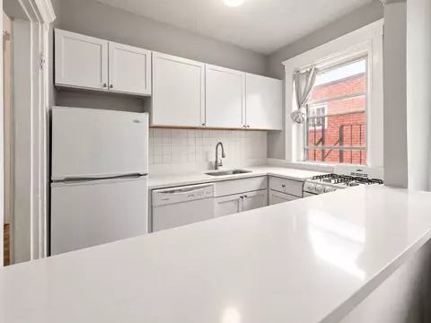 233 Kelton St #12, Boston, MA 02134