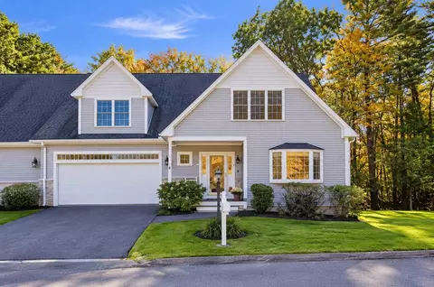 4 Midfield Dr #4, Rockland, MA 02370
