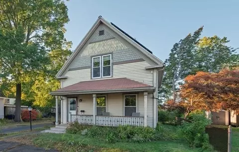 49 Grove St, Rockland, MA 02370