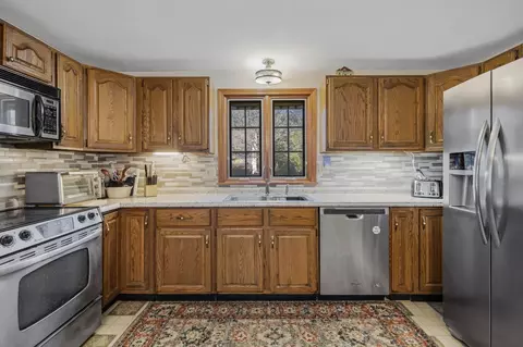 Kitchen - 3 Matthew Dr, Easthampton, MA 01027 photo 3 of 3