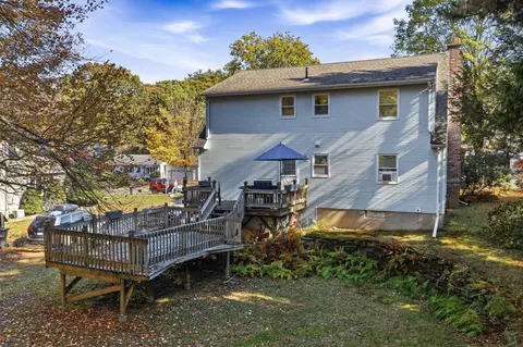 Exterior - 3 Matthew Dr, Easthampton, MA 01027 photo 9 of 10