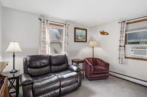 Living - 3 Matthew Dr, Easthampton, MA 01027 photo 5 of 5