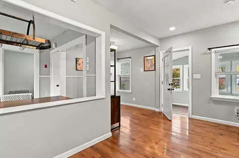 Entry Way - 84 Wilton St, Springfield, MA 01109 photo 3 of 6