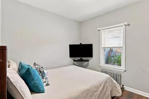 Bedroom - 84 Wilton St, Springfield, MA 01109 photo 2 of 2