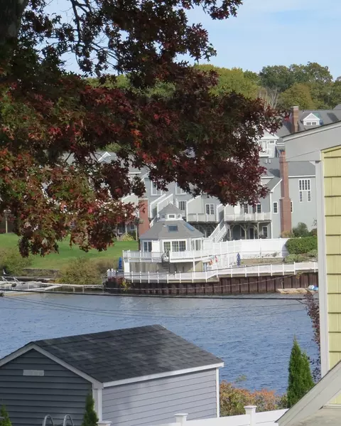 View/Area - 11 Sonoma Dr, Worcester, MA 01605 photo 1 of 2