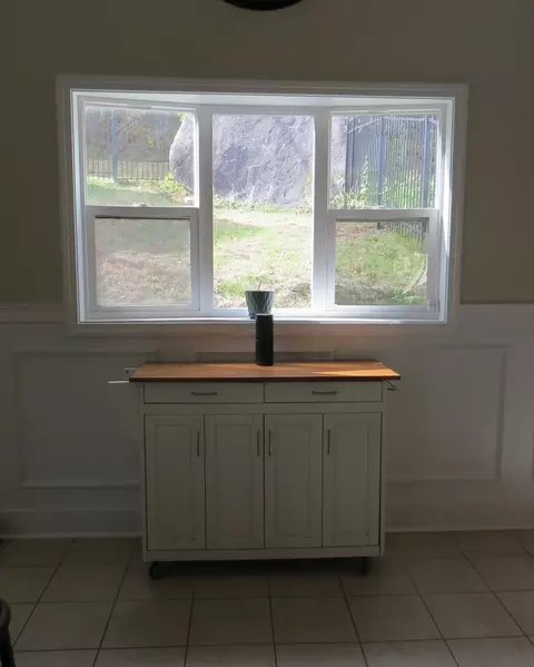 Kitchen - 11 Sonoma Dr, Worcester, MA 01605 photo 5 of 5