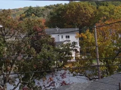 View/Area - 11 Sonoma Dr, Worcester, MA 01605 photo 2 of 2