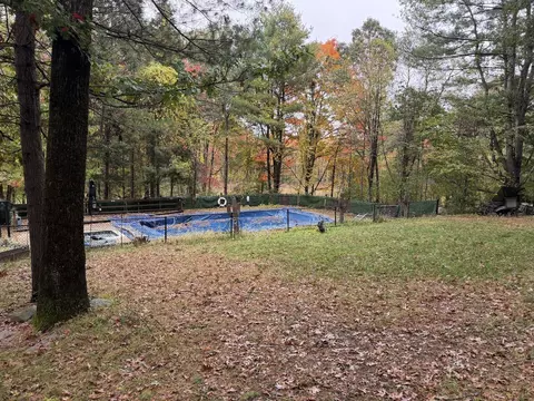Exterior - 355 Winter St, Walpole, MA 02081 photo 3 of 5