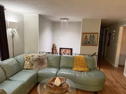 Living - 355 Winter St, Walpole, MA 02081 photo 1 of 3