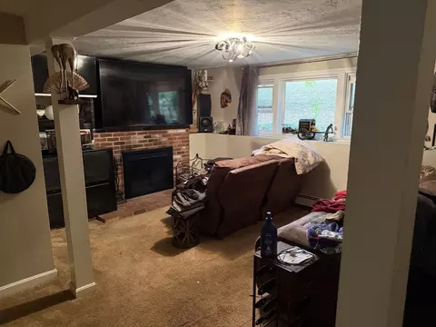 Living - 355 Winter St, Walpole, MA 02081 photo 3 of 3