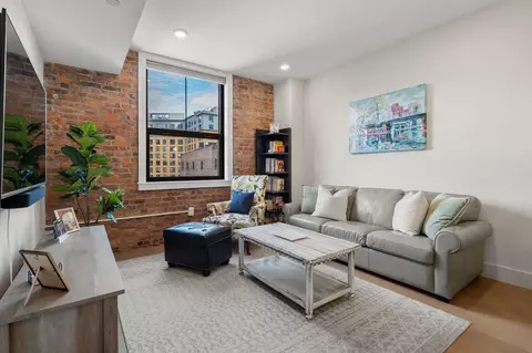 121 Portland St #603, Boston, MA 02114