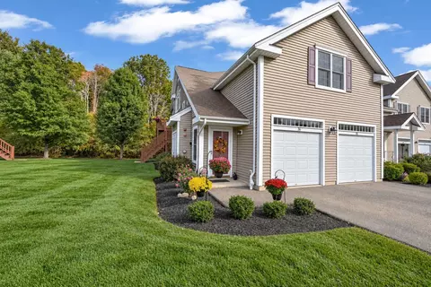 902 Main St #36, Hanson, MA 02341