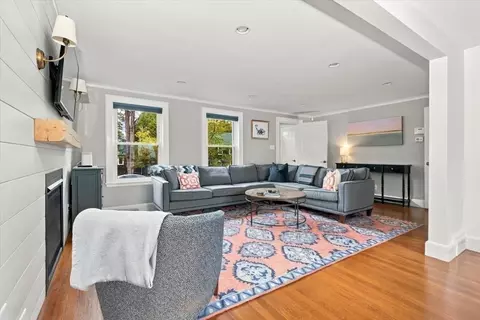 Living - 14 Colby Rd, Hingham, MA 02043 photo 3 of 4