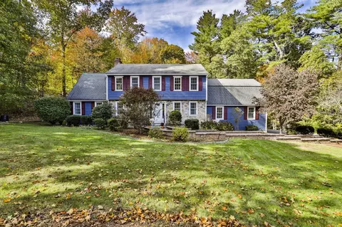 7 Providence Rd, Westford, MA 01886