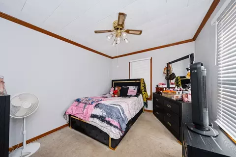 Bedroom - 49 Front St, Clinton, MA 01510 photo 4 of 4