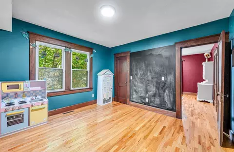 Bedroom - 775 White St, Springfield, MA 01108 photo 2 of 12