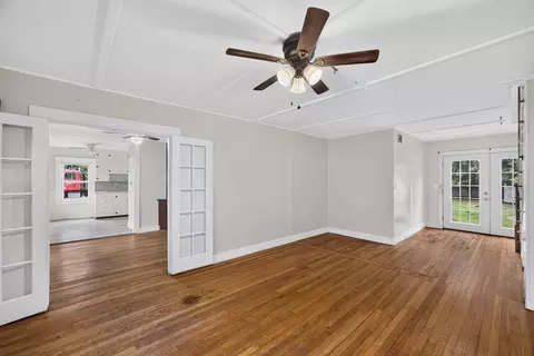 Living - 196 Sisson Rd, Harwich, MA 02645 photo 2 of 3
