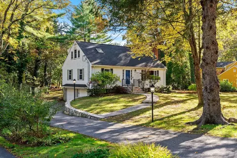 16 Happy Hollow Rd, Wayland, MA 01778