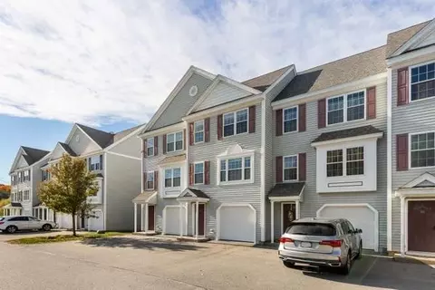 14 Bandon Cir #14, Westford, MA 01886