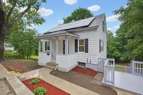 30 Clark Rd, Fitchburg, MA 01420