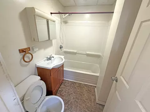 Bath - 98 Warren St, Randolph, MA 02368 photo 1 of 1