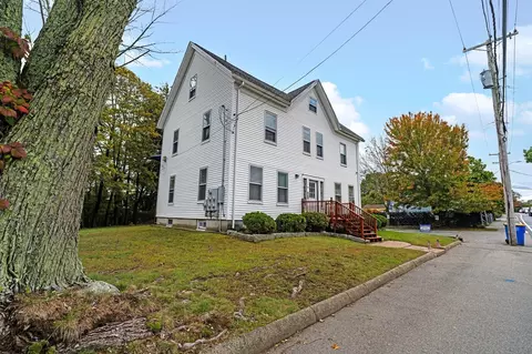 Exterior - 98 Warren St, Randolph, MA 02368 photo 2 of 5