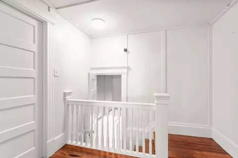 Entry Way - 25 Marengo Park, Springfield, MA 01108 photo 3 of 3
