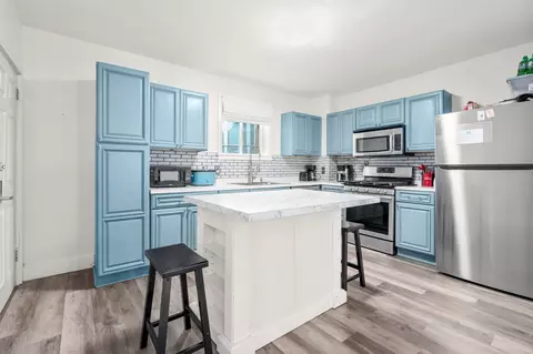 Kitchen - 25 Marengo Park, Springfield, MA 01108 photo 1 of 4