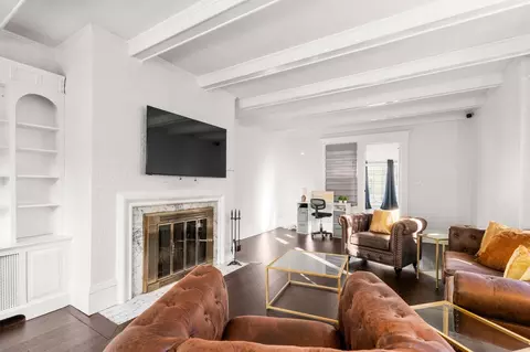 Living - 25 Marengo Park, Springfield, MA 01108 photo 2 of 4