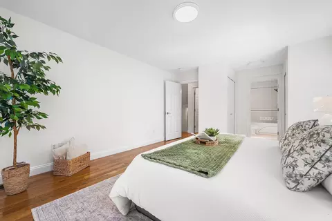 Bedroom - 75 Bartlett Ave #75, Arlington, MA 02476 photo 3 of 5