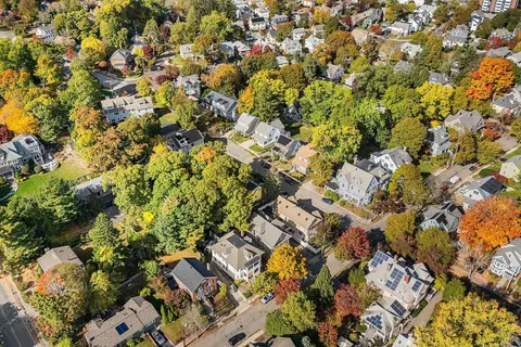 View/Area - 75 Bartlett Ave #75, Arlington, MA 02476 photo 3 of 7