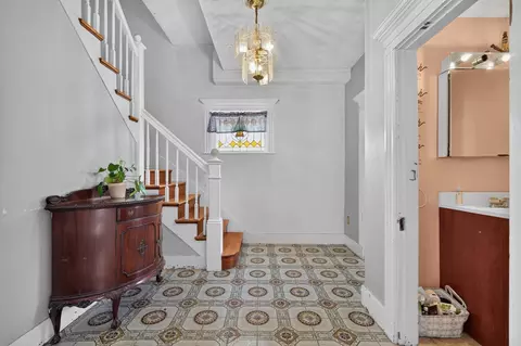 Entry Way - 34 Baker Rd, Everett, MA 02149 photo 3 of 5
