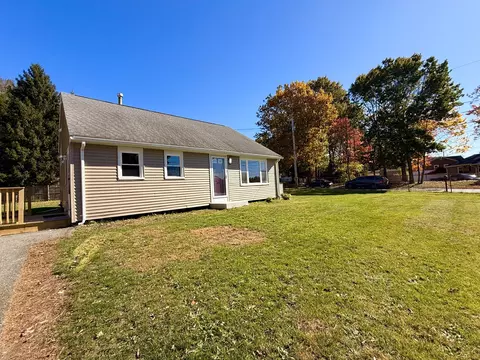 90 George St, Brockton, MA 02302