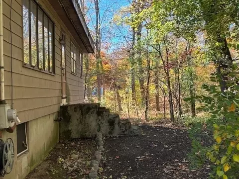 Exterior - 152 River St, Middleton, MA 01949 photo 13 of 17