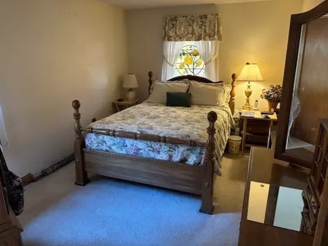 Bedroom - 152 River St, Middleton, MA 01949 photo 1 of 5
