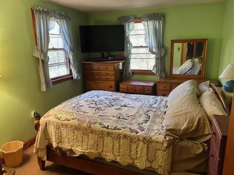 Bedroom - 152 River St, Middleton, MA 01949 photo 5 of 5