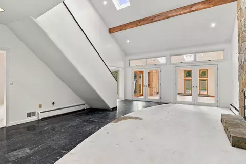Living - 29 Whisper Dr, Worcester, MA 01609 photo 3 of 10