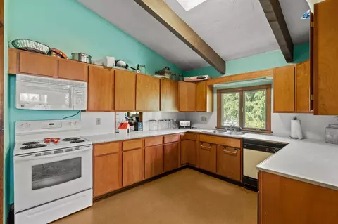 Kitchen - 577 Great Rd, Stow, MA 01775 photo 1 of 2