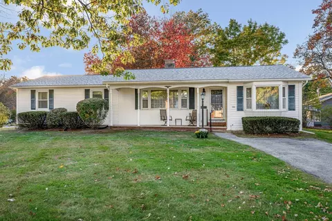 343 Clark Rd, Lowell, MA 01852