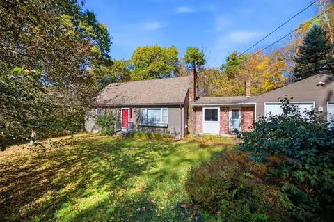 18 Betty Jean Dr, Monson, MA 01057