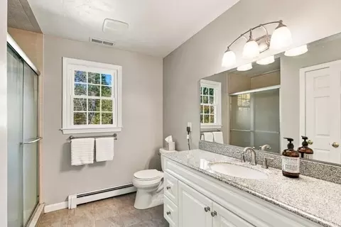Bath - 9 Jonathans Way, Upton, MA 01568 photo 2 of 4