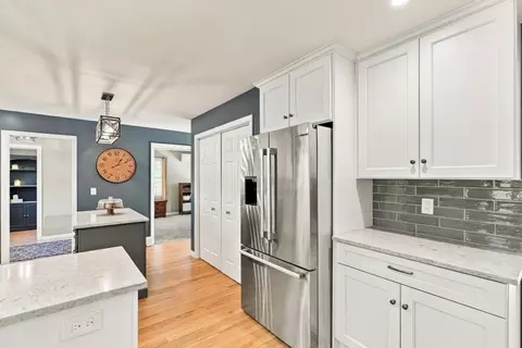 Kitchen - 9 Jonathans Way, Upton, MA 01568 photo 4 of 4