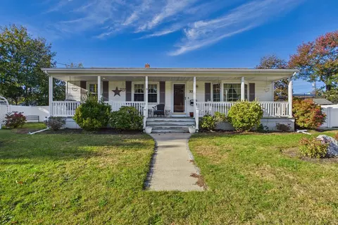 37 Kenney St, New Bedford, MA 02746
