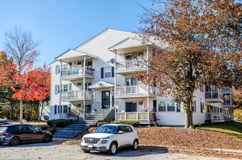 10 Abbey Rd #103, Leominster, MA 01453