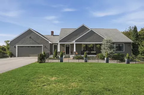 100 Raymond Allard Blvd, Swansea, MA 02777