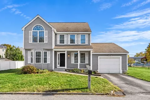 12 Wood Ln, Lawrence, MA 01843