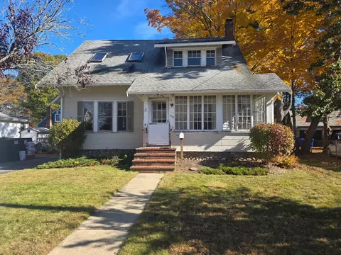 305 Liberty St, Rockland, MA 02370